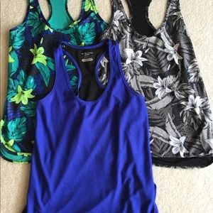 💕TEK GEAR WORKOUT TANKS💕